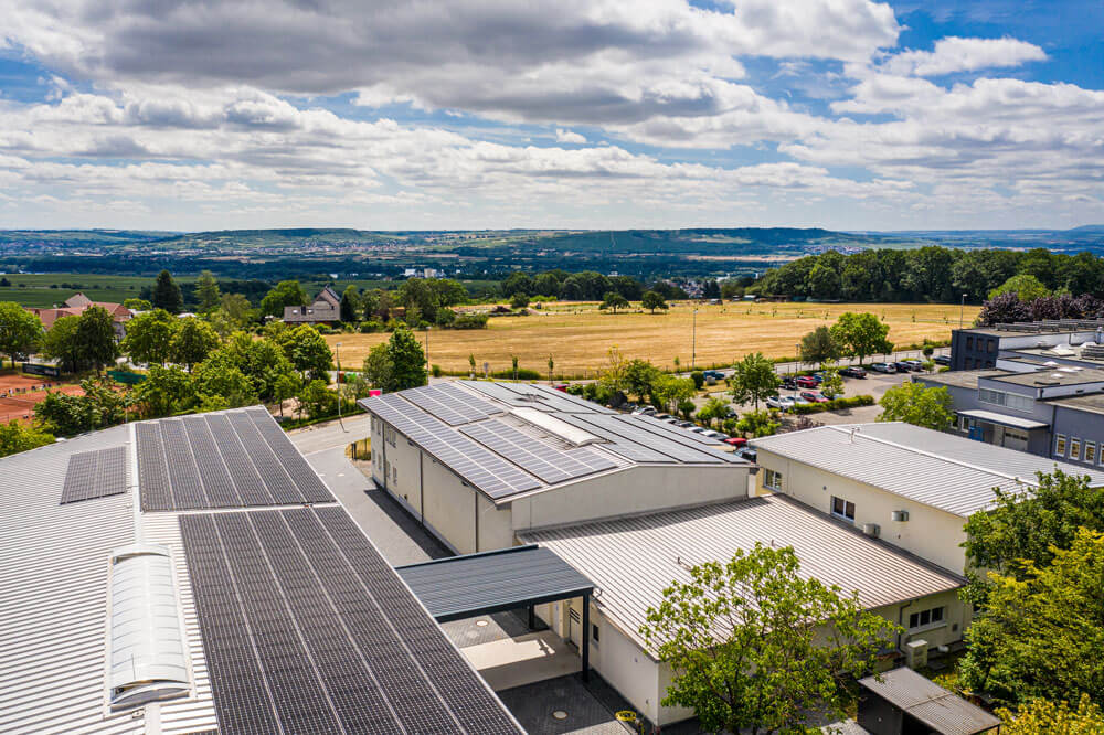 Firmengebäude in Geisenheim Firmensitz Dr. Wolz